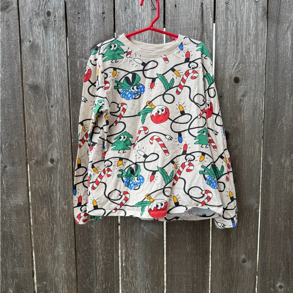 kids 8-10 H&M Long Sleeve Holiday Tee good used condition